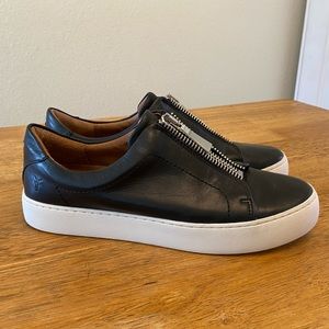 FRYE Women's Lena Zip Low Sneaker